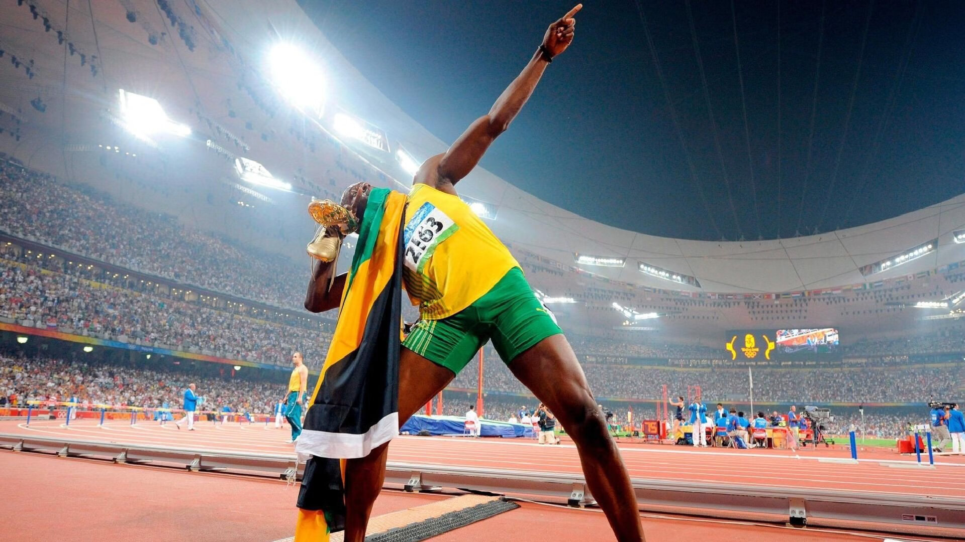 意大利队夺冠热情高涨：克罗地亚遭受重创，02年意大利克罗地亚